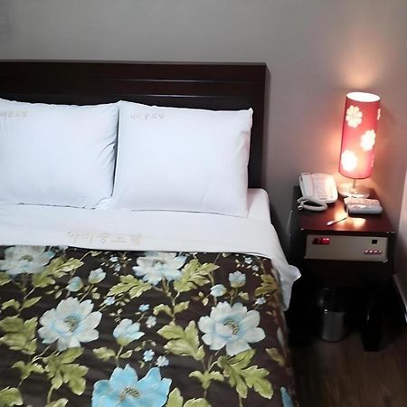 Motel Jongro Nova Seul Zewnętrze zdjęcie