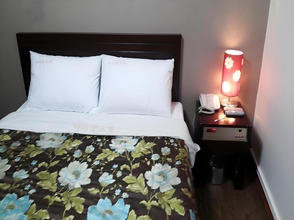 Motel Jongro Nova Seul Zewnętrze zdjęcie